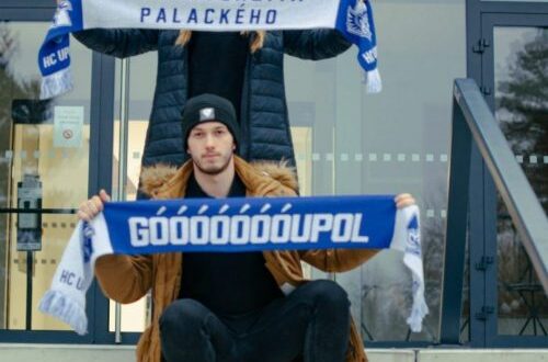 Když fanouškovská šála zahřeje i spojí celý stadion